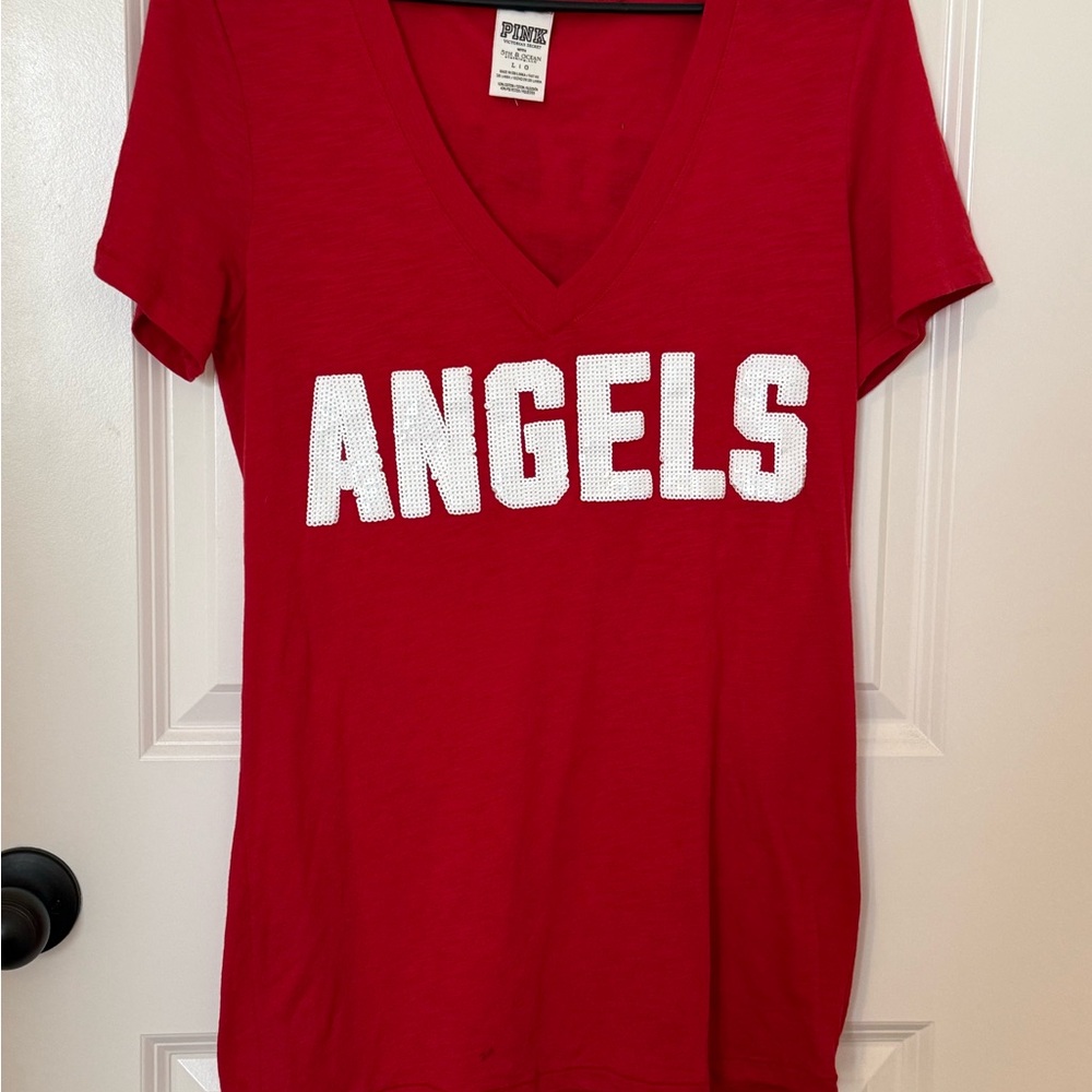 PINK Red 'ANGELS' V-Neck Tee⚾️